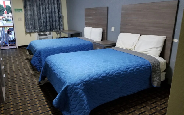 AmeriStay Inn &Suites