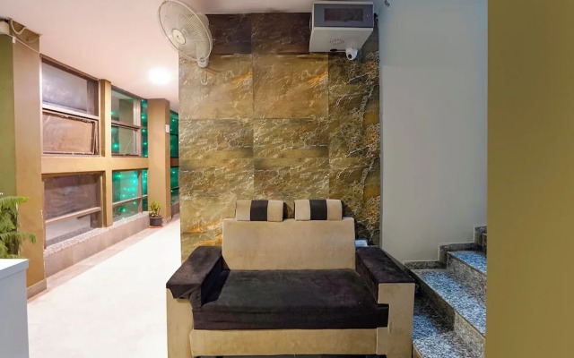 Fabhotel Relax