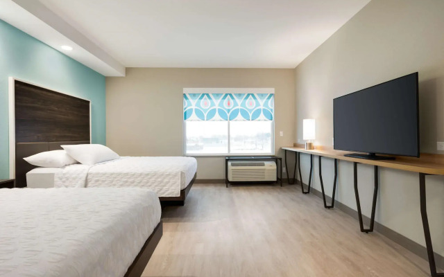 Tru by Hilton Cedar Rapids Westdale