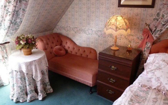Mil-Mar Guest House