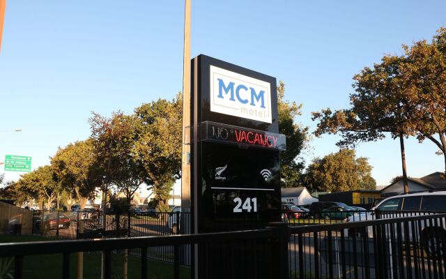 MCM Motel