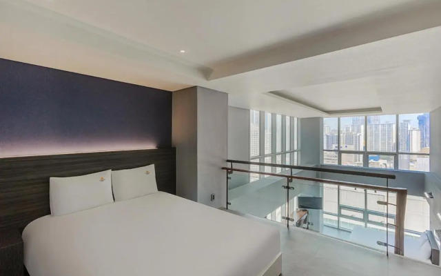 Suncloud Hotel