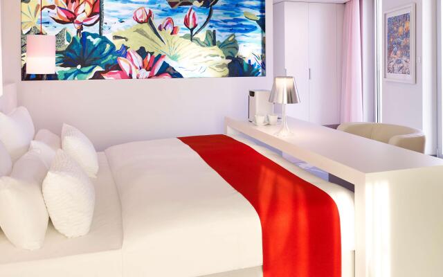 art'otel Cologne powered by Radisson Hotels