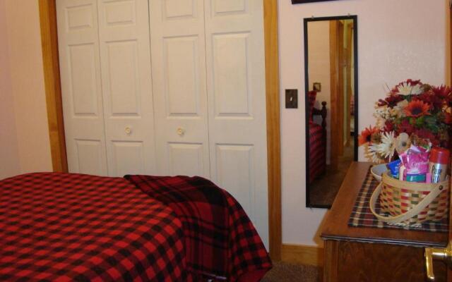 The Bear Den