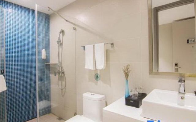 Homeinn Selected Hotel (Yantai Bohai Ferry Terminal Xingfu Middle Road) – Bathroom – Yantai