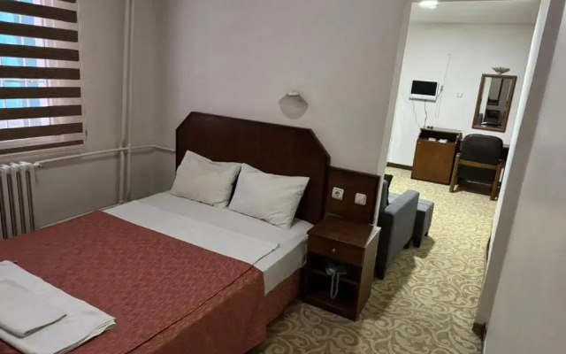 Nuh hotel