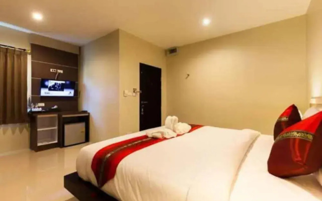 Pranee Home Phangnga