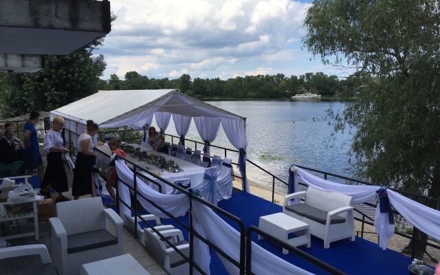 Гребной клуб «Буревестник»