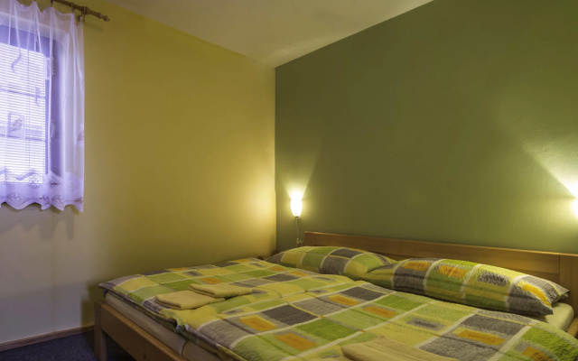 Ada Apartments