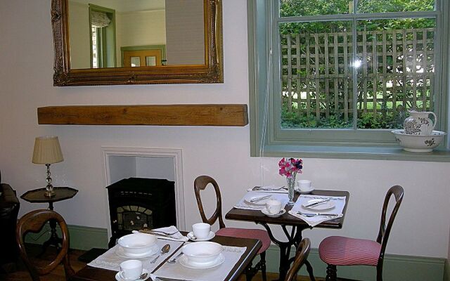 Ashley House Bed and Breakfast
