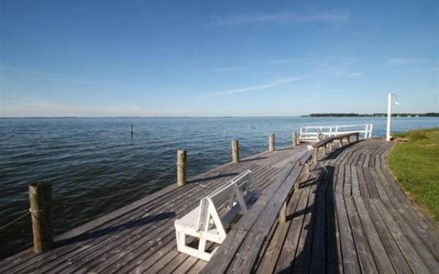 Wades Point Inn on the Bay