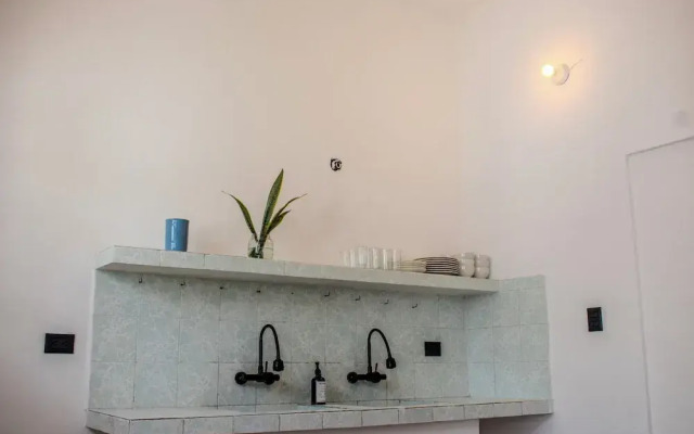 Hostal 66