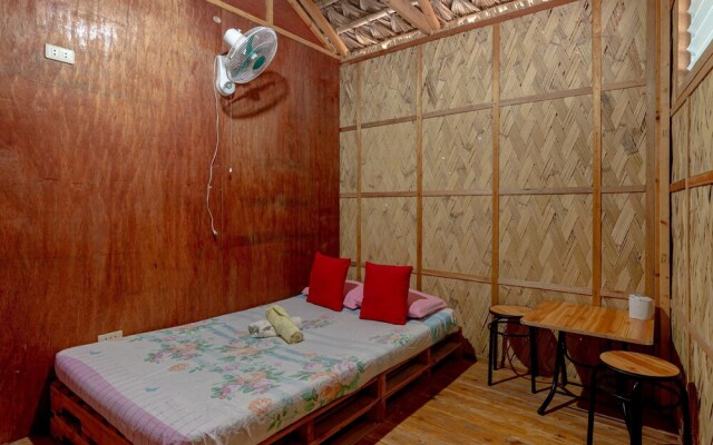 Monaliza Surf Resort