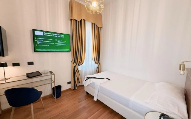 Rechigi Park Hotel