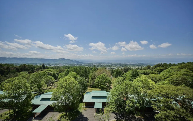 The Hiramatsu Karuizawa Miyota