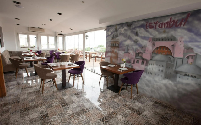 Lapis Inn Hotel & Spa