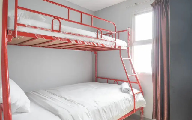 Homey And Tidy 2Br Apartment At Seasons City Latumenten