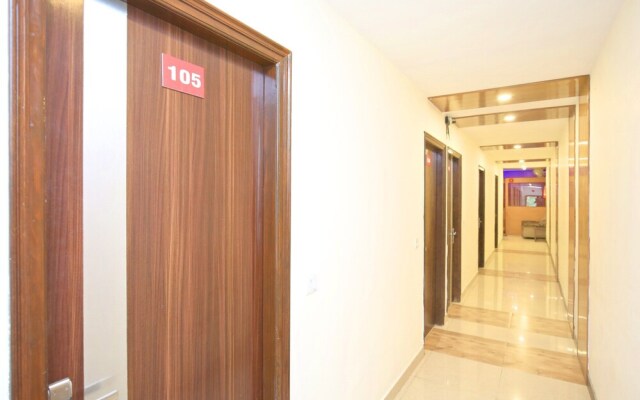 OYO 5190 Hotel Golden Inn