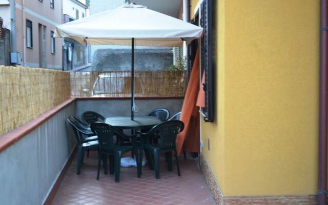 "villa Single 20m From Sea to Stay and / Orhealthcare Thermal Near Taormina"