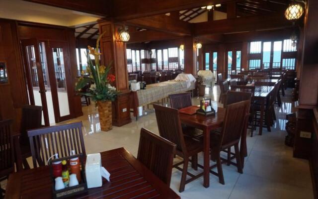 Manorom Boutique Hotel