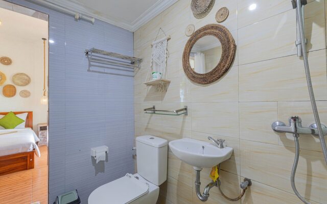 La Village Hill View