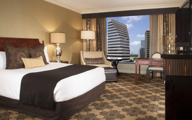 Omni Houston Hotel