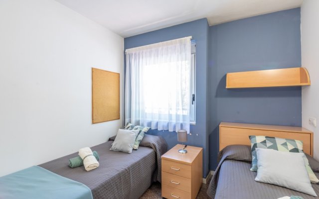 Residencia Universitaria La Ciutadella - Campus Accommodation