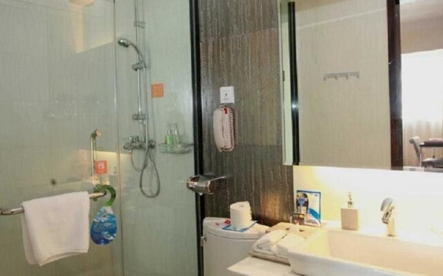 Kunming Long Way Hotel