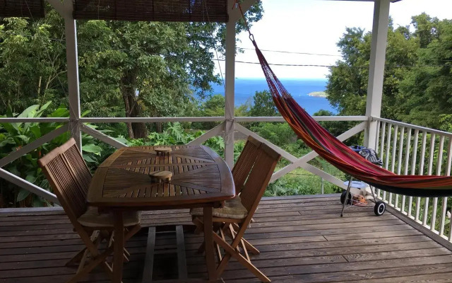 Grand bungalow avec piscine et vue mer