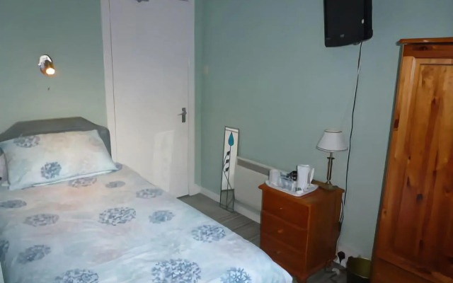 Don Muir Guest House