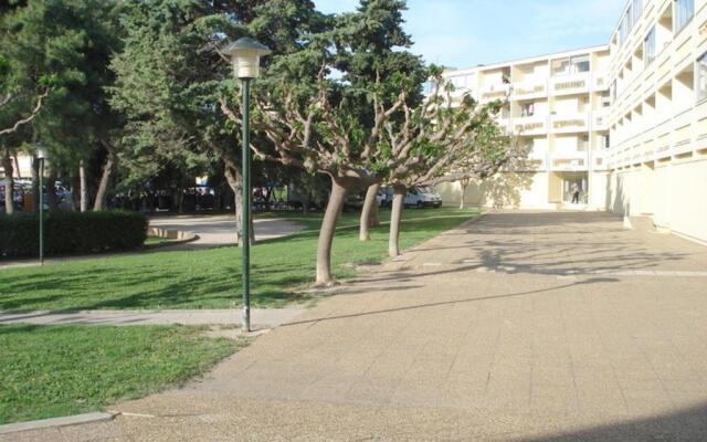 Appartement Balaruc-les-Bains, 1 pièce, 2 personnes - FR-1-503-56