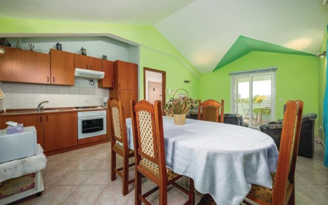 Awesome Home in Sv lovrec With Wifi and 2 Bedrooms