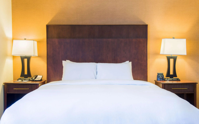 Doubletree by Hilton Philadelphia Airport