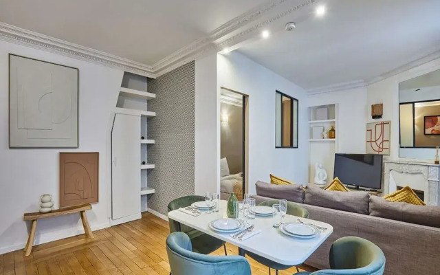 Charming Apartment Center of Paris by Studio Prestige