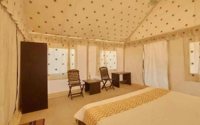 Savi Camps