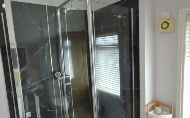 Modern 3 Bedroom Home Near Bedminster