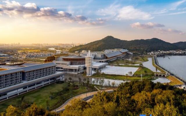 Ningbo International Convention Center Hotel