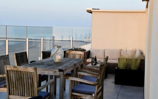 Attic Apartment Nieuwpoort With Coastal Views
