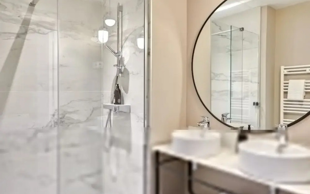 Aparthotel Adagio and Spa Vannes