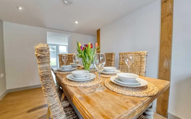 Host Stay Bridgepoint House