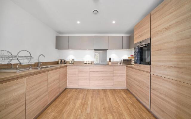 Kennet House Serviced Apartments, Reading - Apt B