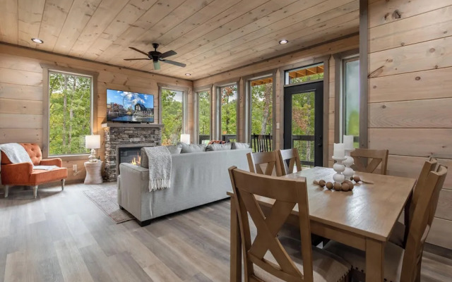 Splashing in the Breeze