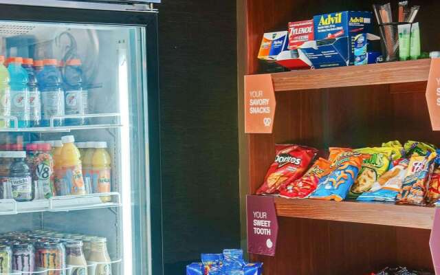 Comfort Suites Inn at Ridgewood Farm