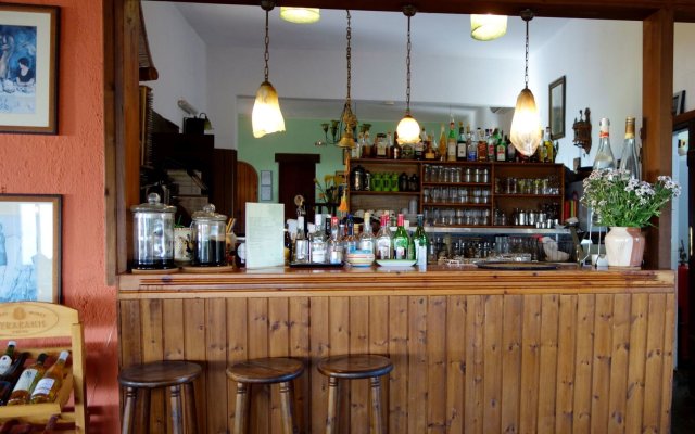 Отель Cretan Village