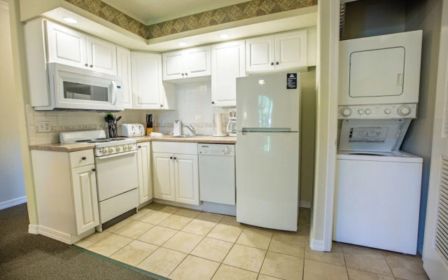 French Quarter Resort