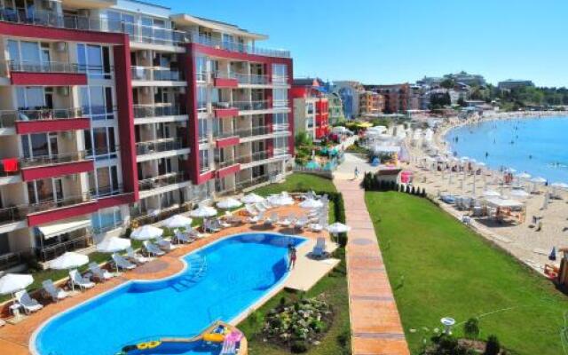 Aurelia Beach Complex