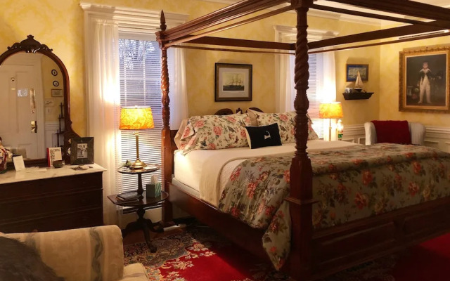 Captain David Kelley House Bed & Breakfast