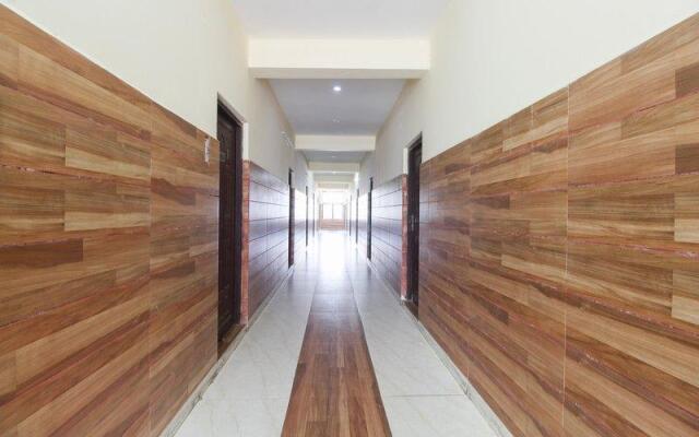 OYO 65548 Hotel Kisan Palace