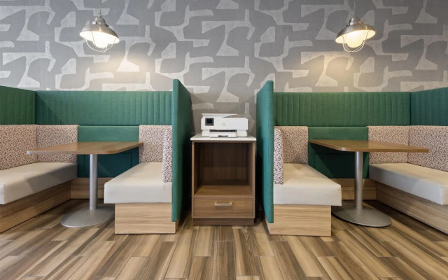 Comfort Inn