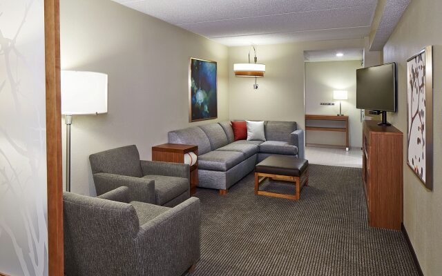 Hyatt Place Lansing - East
